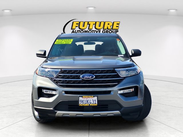 Certified 2023 Ford Explorer XLT w/ Equipment Group 202A RWD image 2