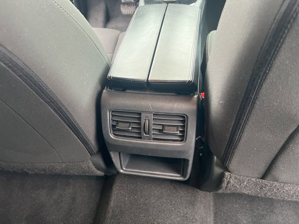 Certified 2024 Nissan Rogue S image 20