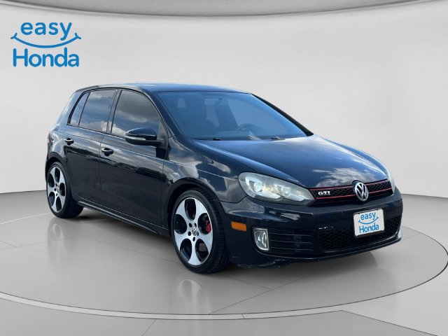 Used 2011 Volkswagen GTI 4-Door FWD image 3