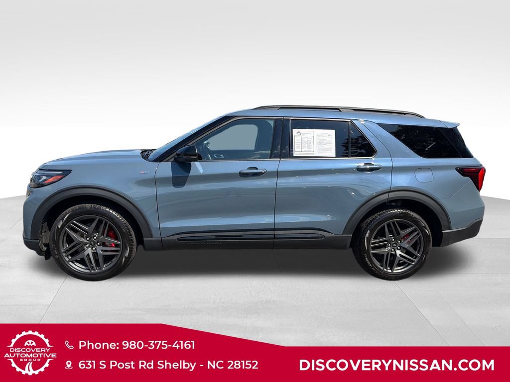 Used 2025 Ford Explorer ST-Line w/ Premium Package AWD/4WD image 9