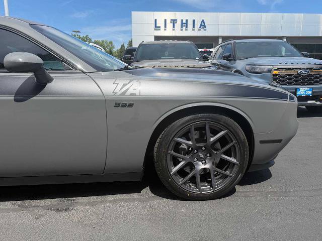 Used 2018 Dodge Challenger R/T w/ Quick Order Package 28P T/A RWD image 5
