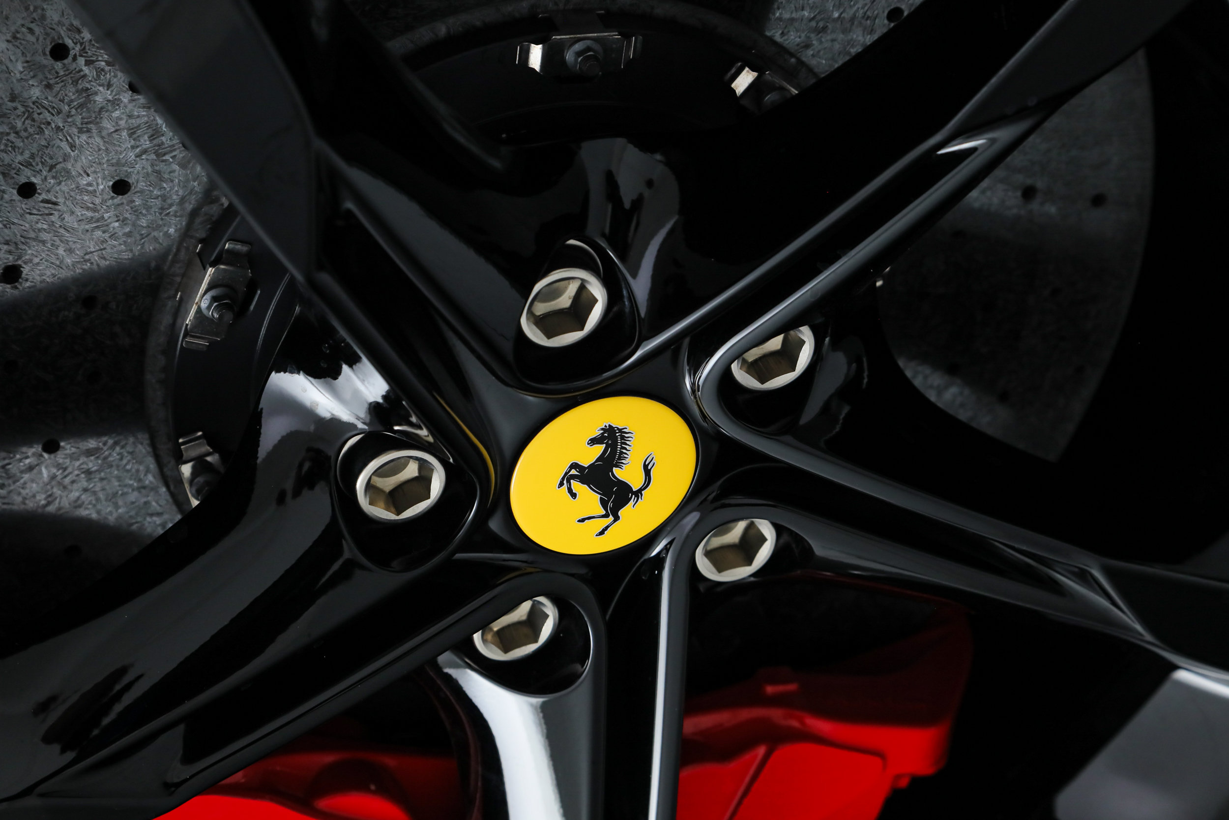 Certified 2025 Ferrari SF90 Spider AWD/4WD image 30