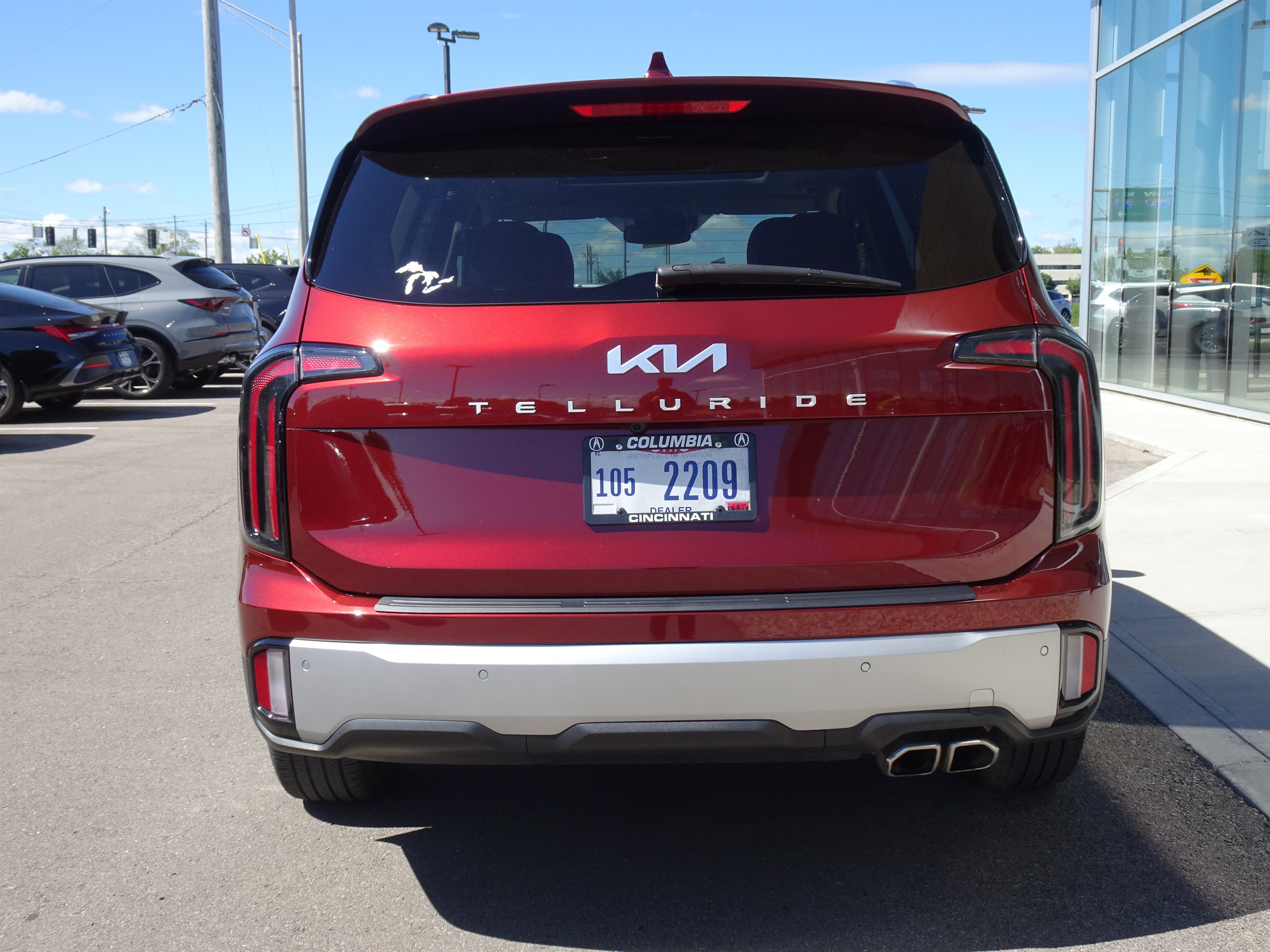 Used 2023 Kia Telluride SX FWD image 4