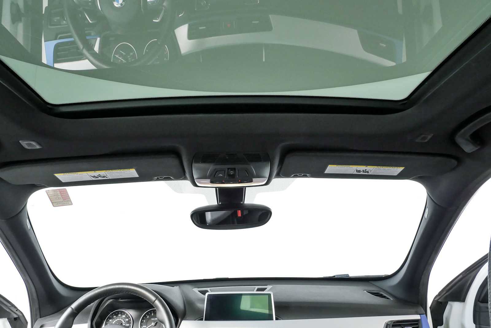 Used 2018 BMW X1 xDrive28i w/ M Sport Package AWD/4WD image 19