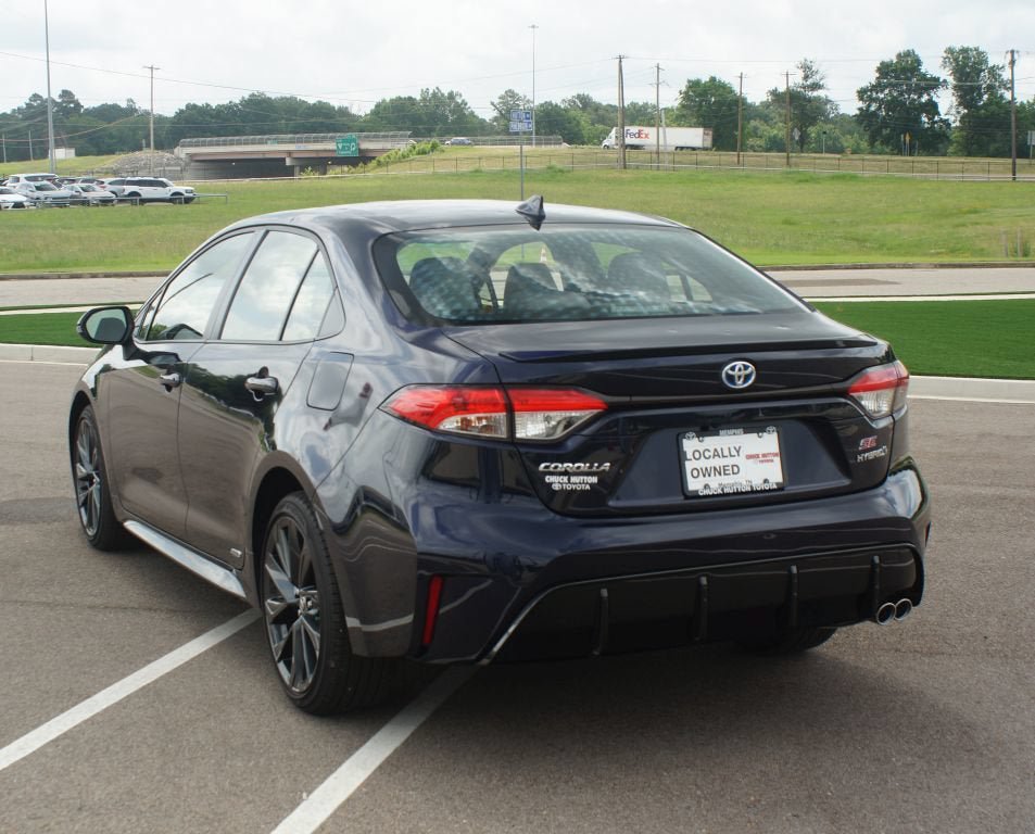 Used 2024 Toyota Corolla SE AWD/4WD image 15