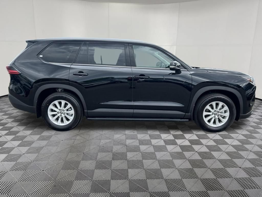 Used 2026 Toyota Grand Highlander FWD image 9