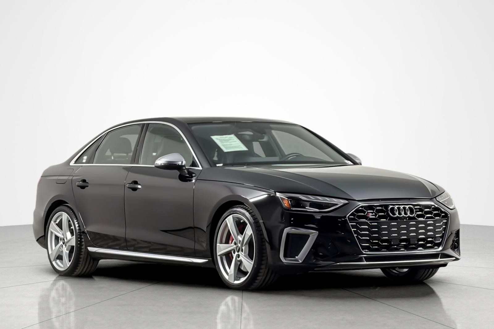 Used 2023 Audi S4 Premium Plus w/ Premium Plus Package AWD/4WD image 7