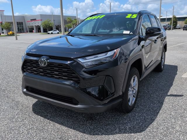 Certified 2025 Toyota RAV4 XLE AWD/4WD image 8
