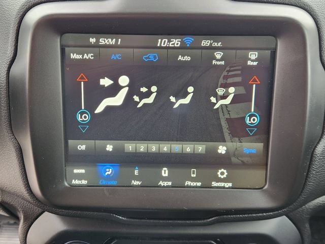 Used 2023 Jeep Renegade Latitude AWD/4WD image 16