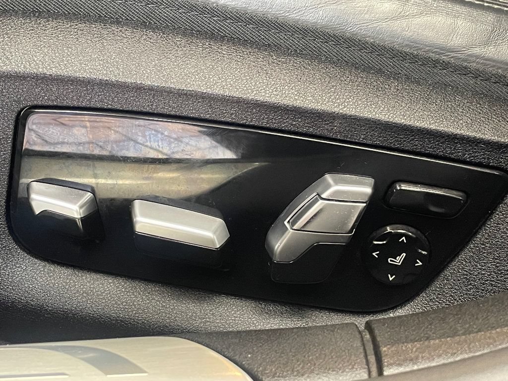 Used 2018 BMW M760i xDrive w/ Luxury Rear Seating Package AWD/4WD image 20