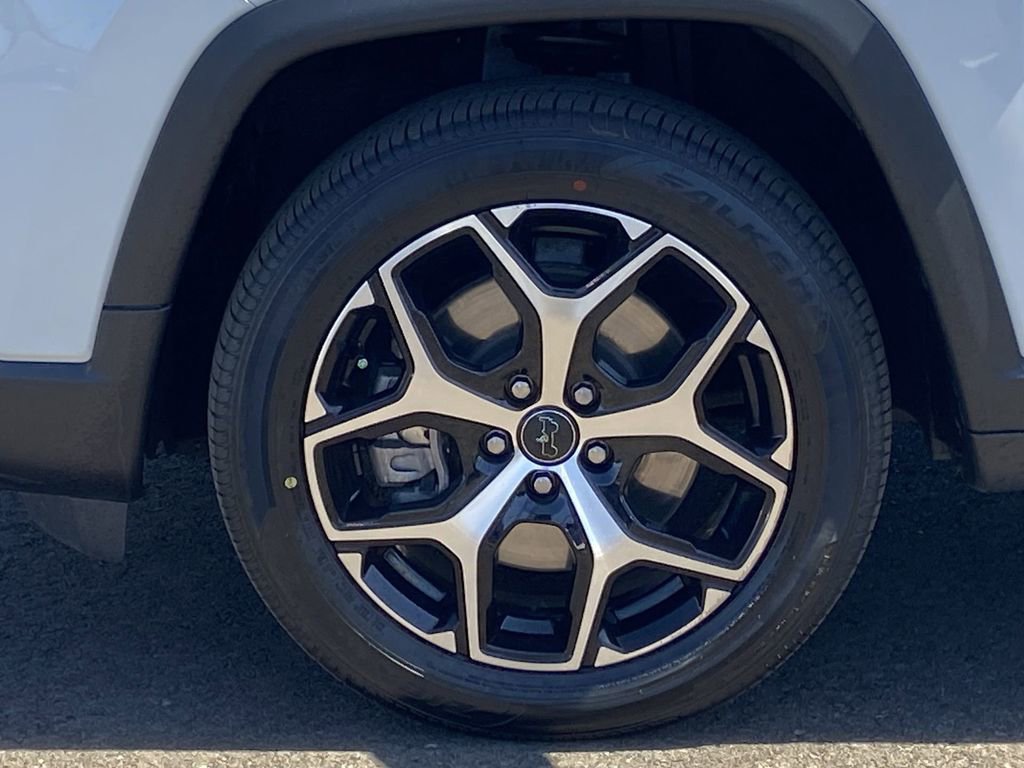 Used 2025 Jeep Compass Limited AWD/4WD image 28