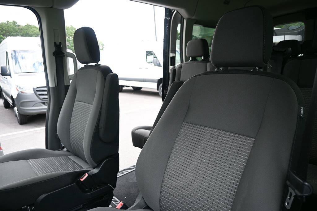 Used 2025 Ford Transit 350 XLT AWD/4WD image 6