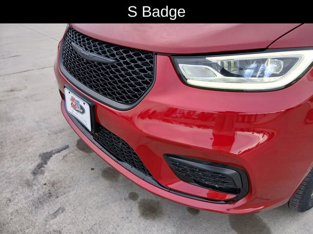 New 2026 Chrysler Pacifica Limited w/ S Appearance Package image 33