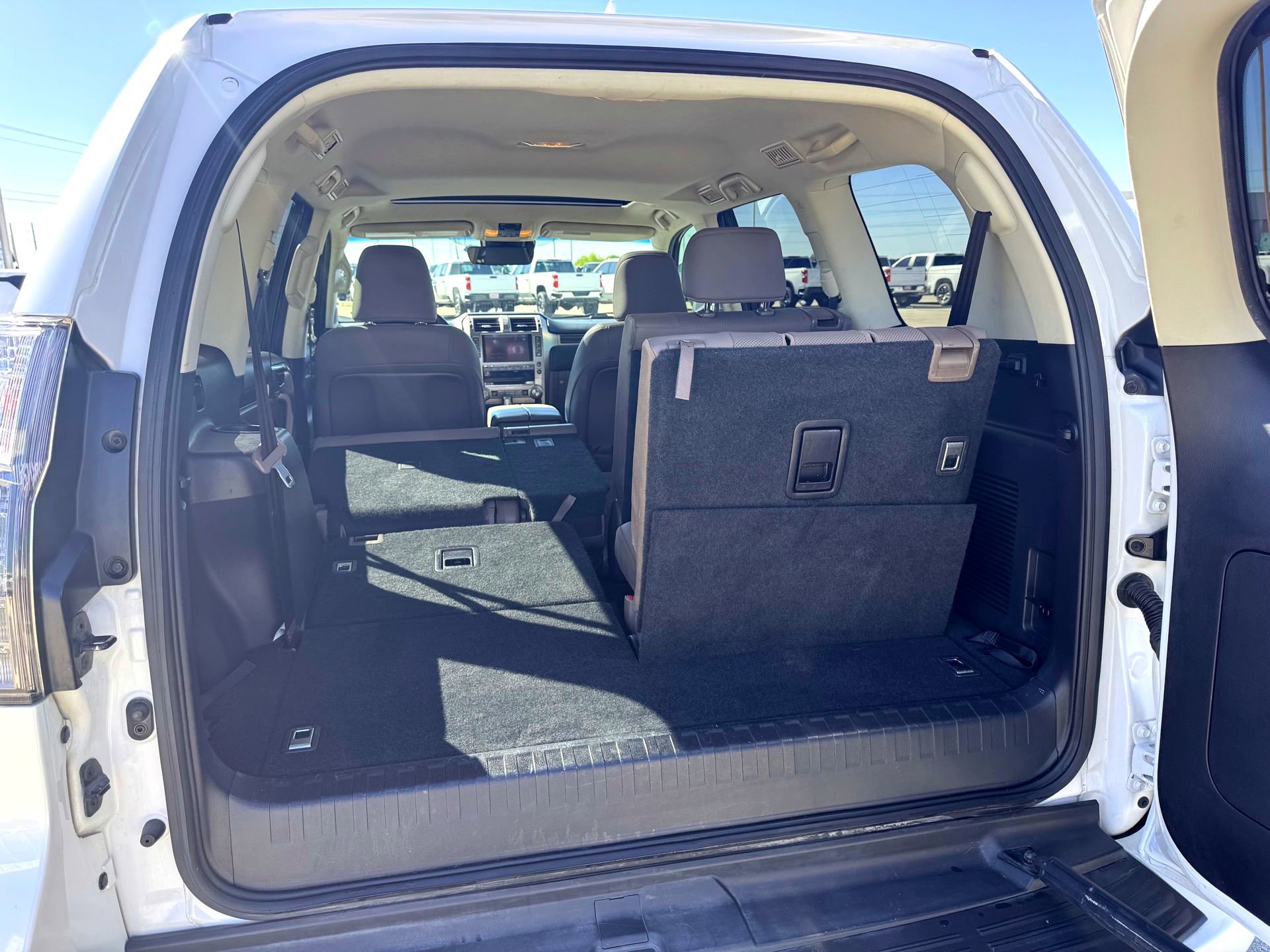 Used 2020 Lexus GX 460 Premium image 8