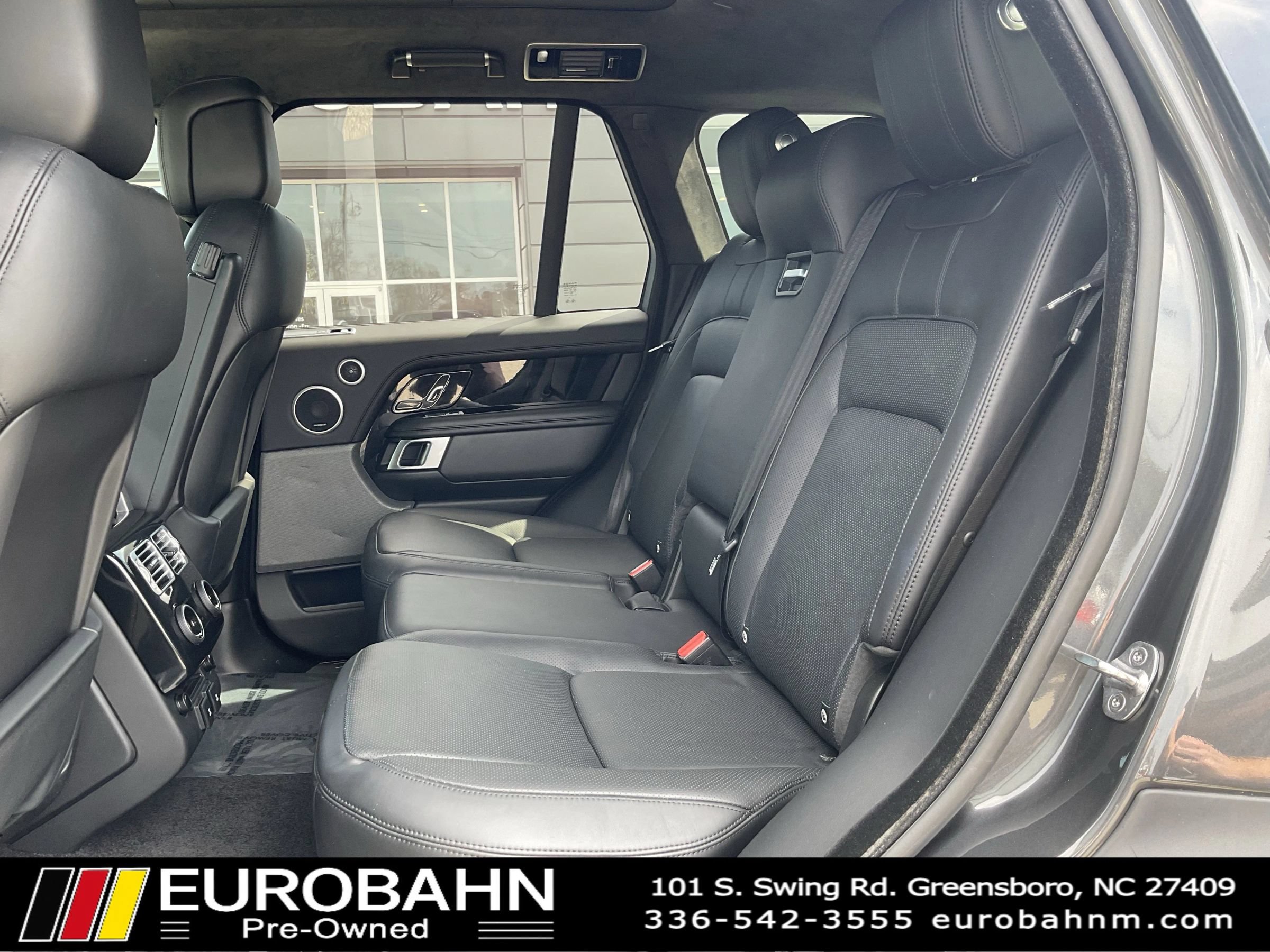 Used 2020 Land Rover Range Rover HSE AWD/4WD image 10