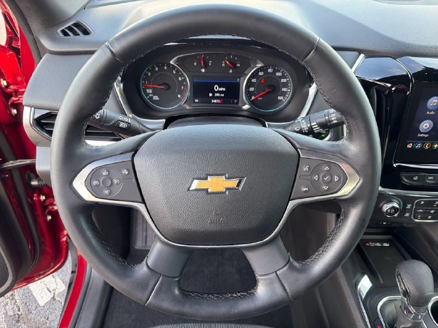 Used 2023 Chevrolet Traverse LT FWD image 16