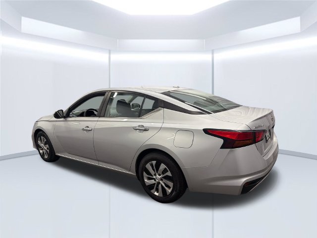 Used 2019 Nissan Altima 2.5 S FWD image 3