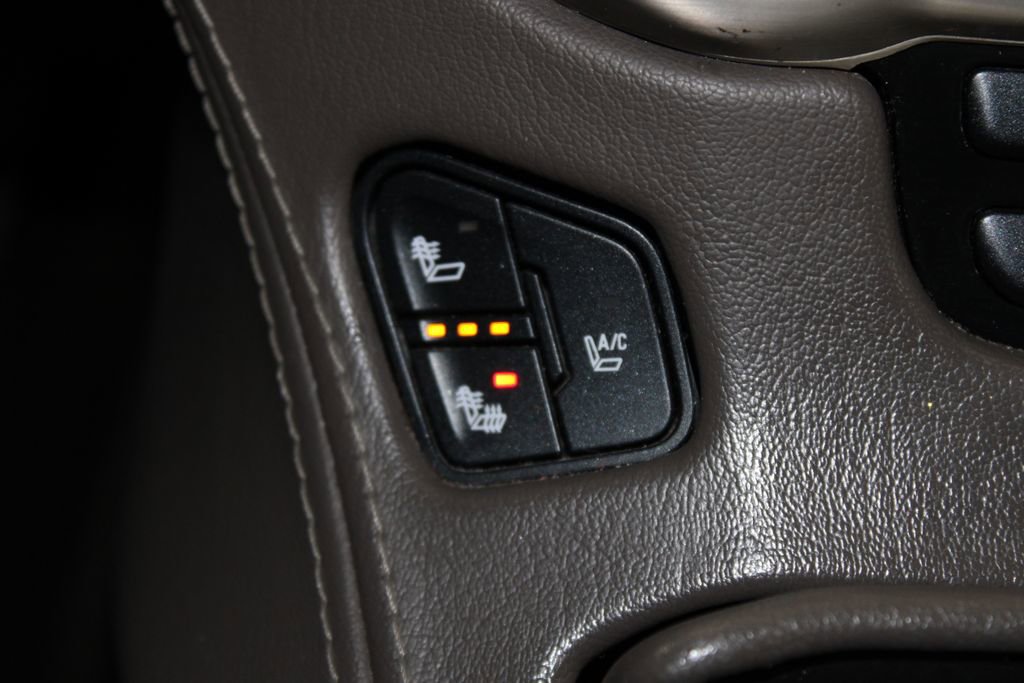 Used 2016 GMC Yukon Denali w/ Open Road Package image 50