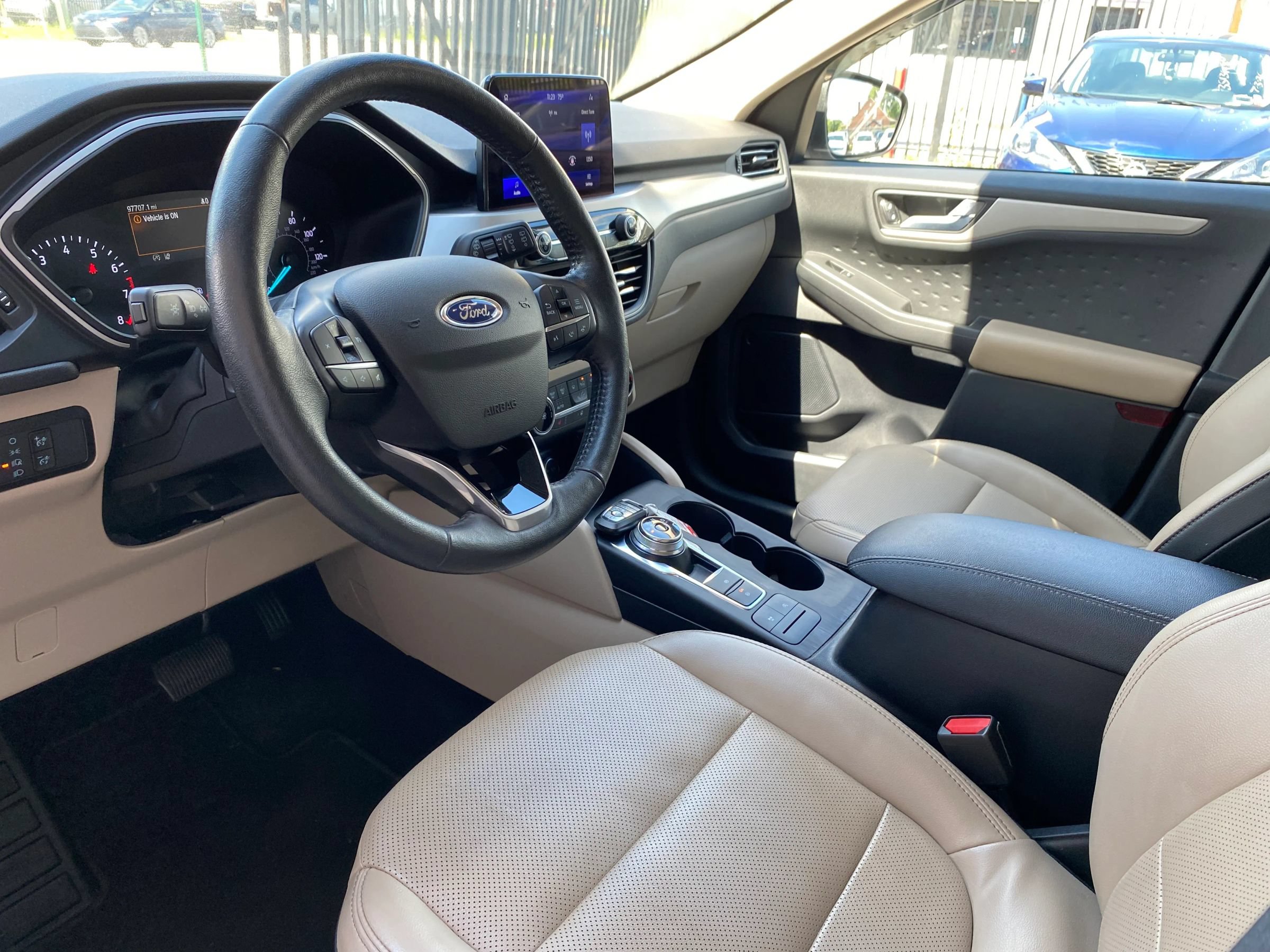 Used 2020 Ford Escape SEL AWD/4WD image 3