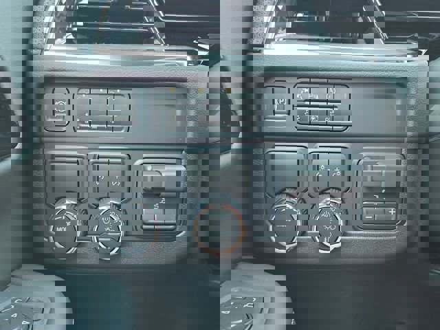 New 2026 Chevrolet Suburban Premier w/ Sun And Tow Package image 25