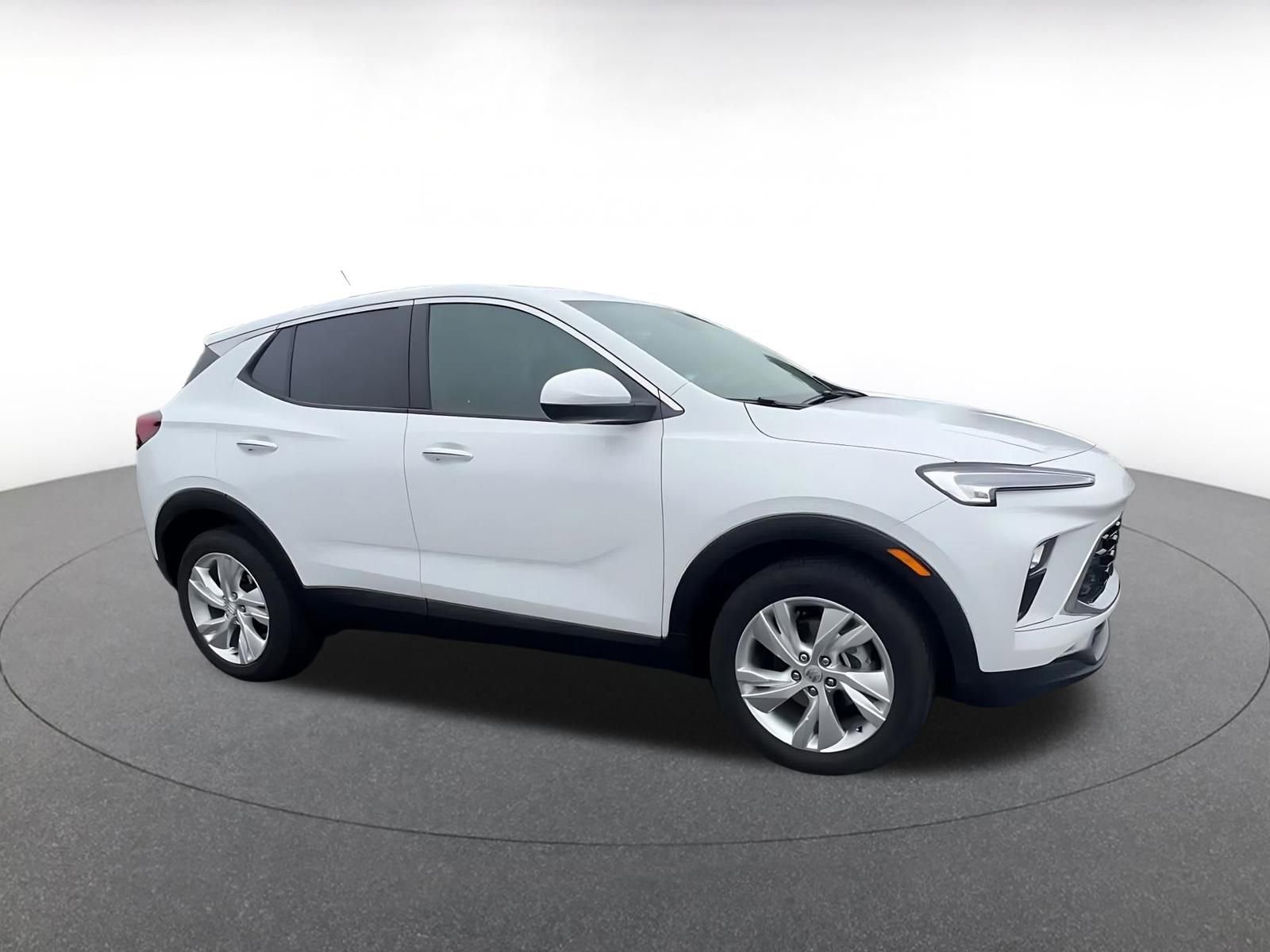 Used 2025 Buick Encore GX Preferred image 2