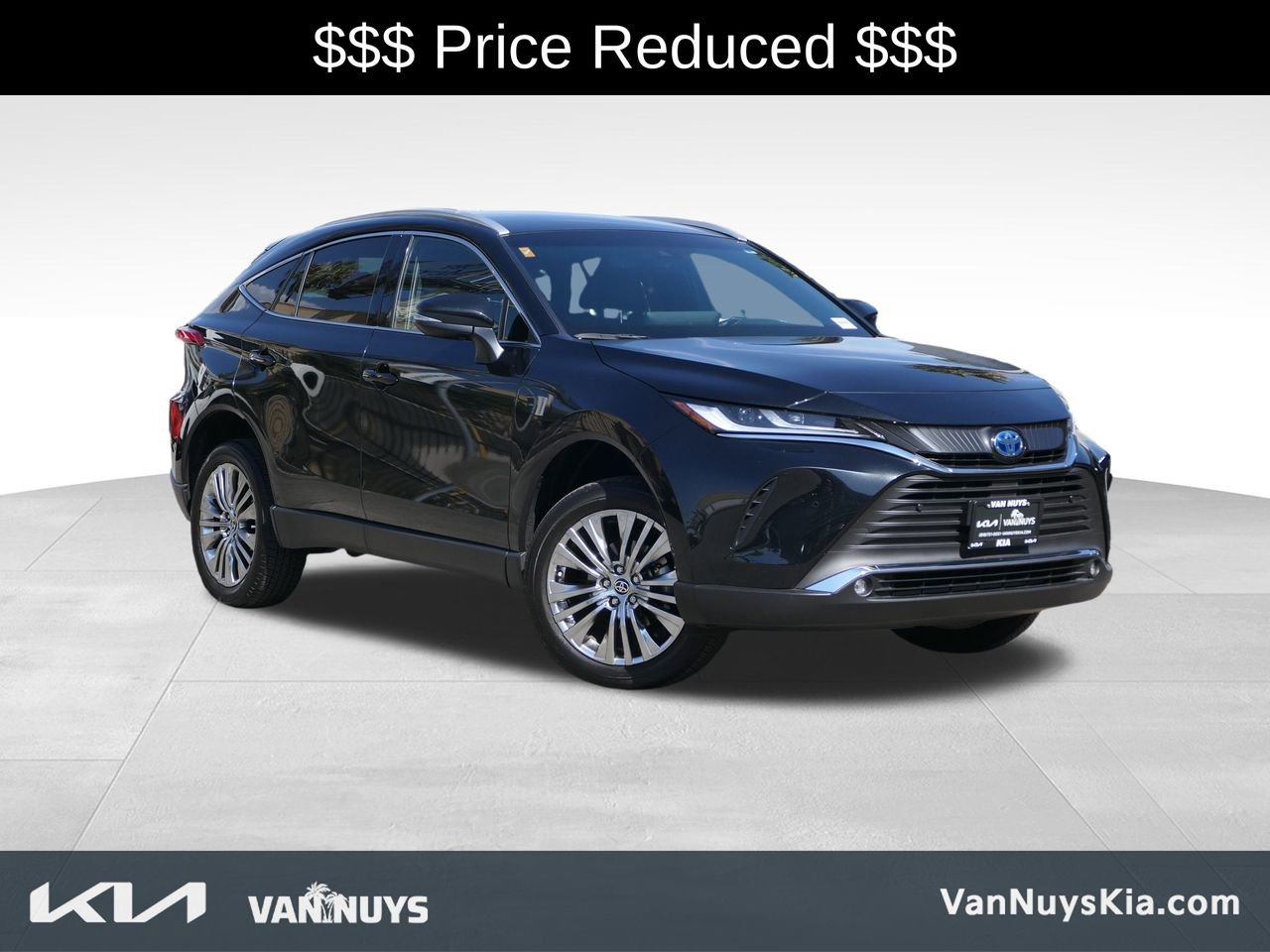 Used 2024 Toyota Venza XLE