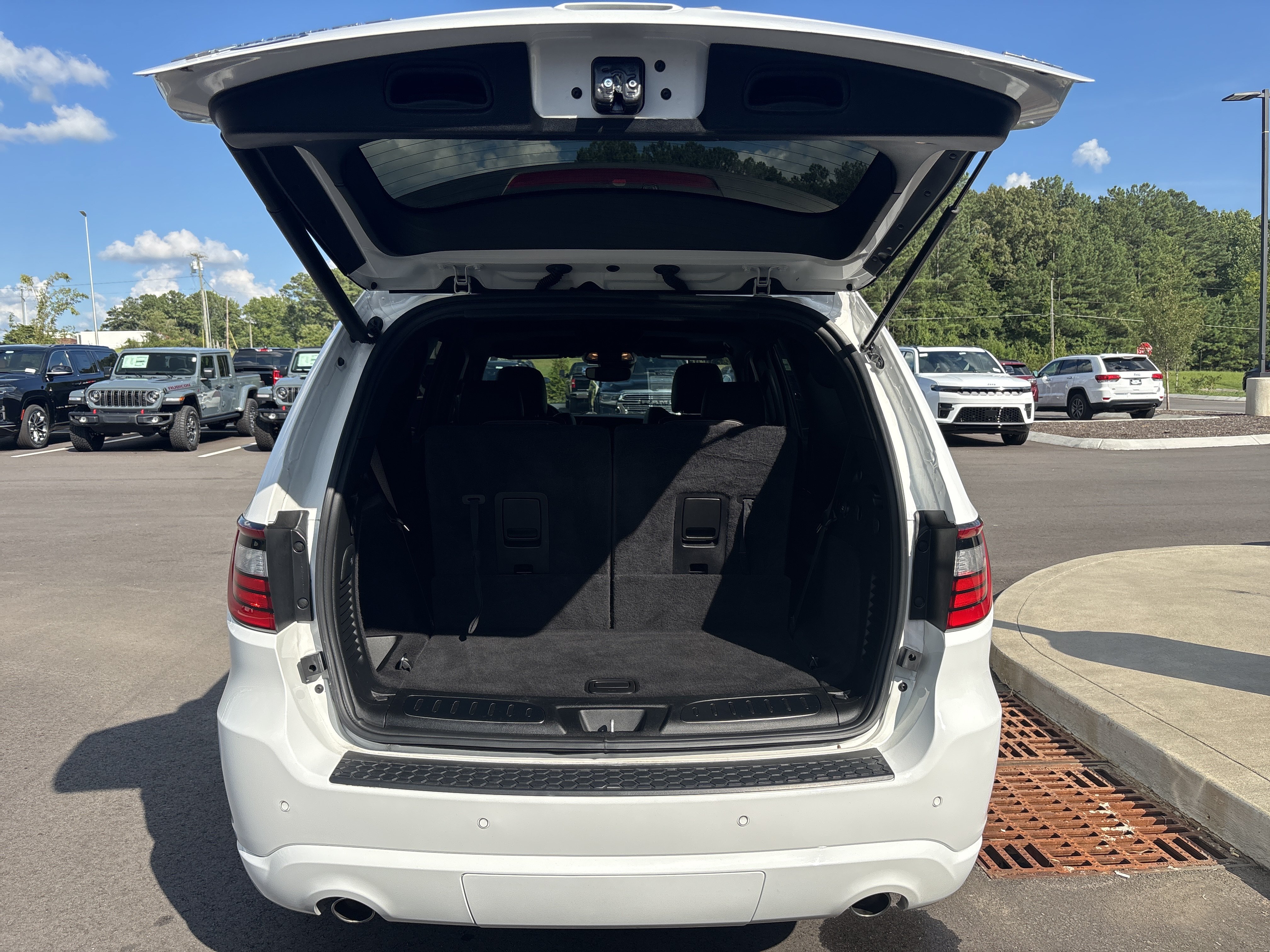 Used 2022 Dodge Durango GT AWD/4WD image 38