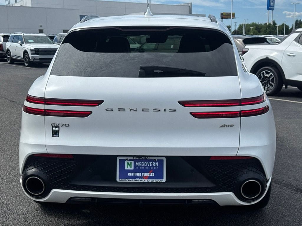 Used 2024 Genesis GV70 2.5T w/ Sport Prestige Package AWD/4WD image 8
