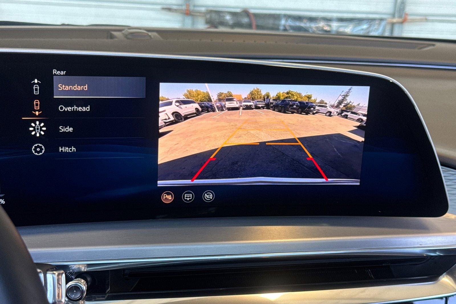 Certified 2024 Cadillac Lyriq Tech w/ Driver Assist Package AWD/4WD image 26