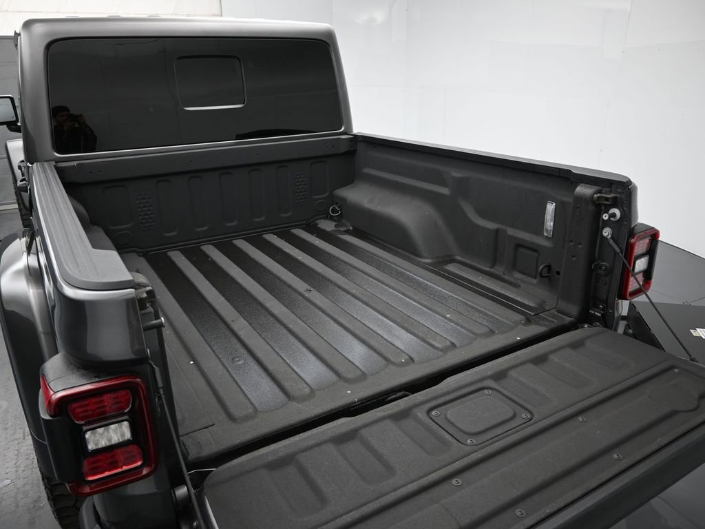 Used 2022 Jeep Gladiator Rubicon w/ LED Lighting Group image 27