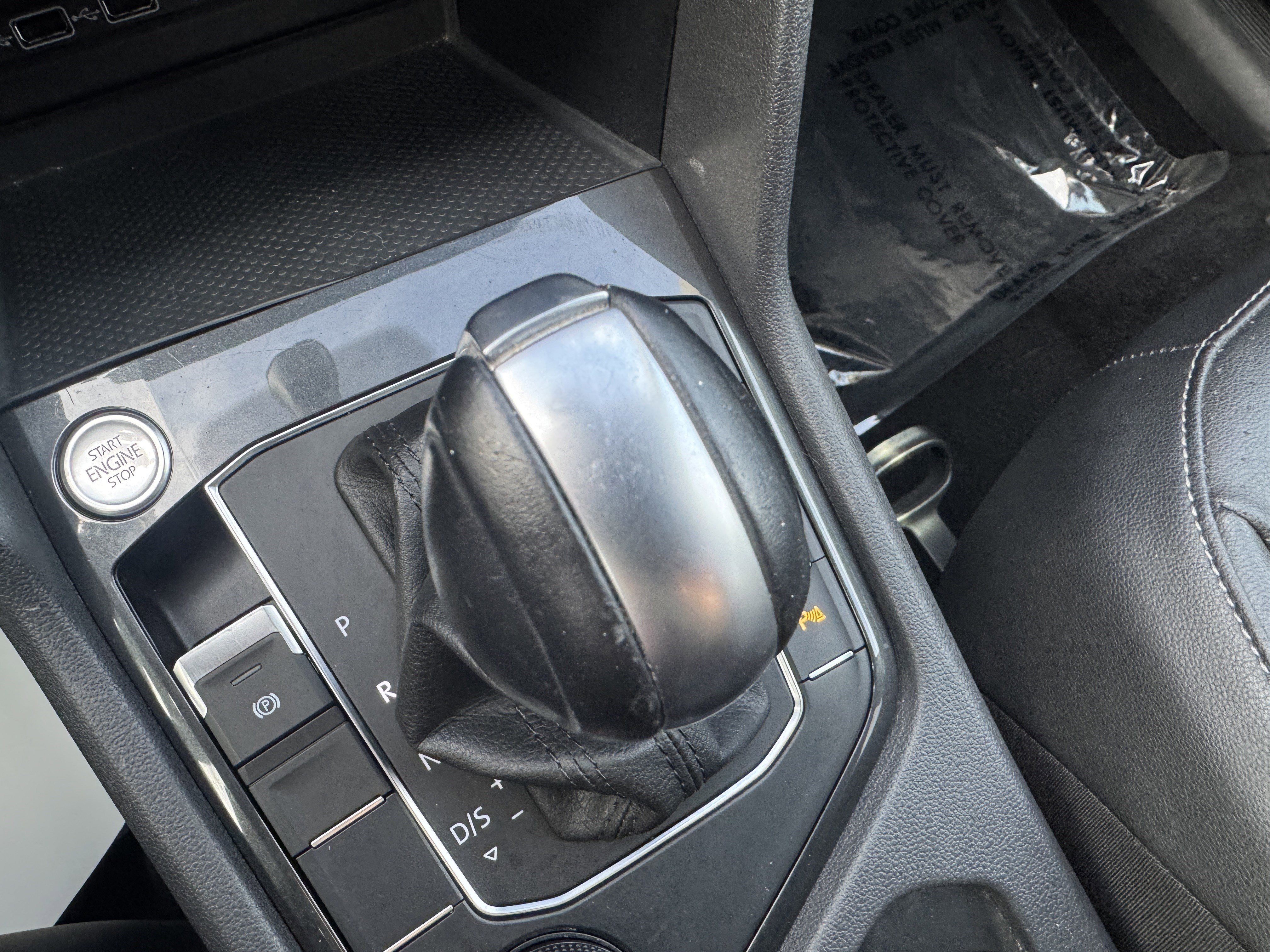 Used 2019 Volkswagen Tiguan SEL image 30