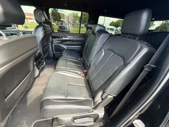 Used 2022 Jeep Wagoneer Series II AWD/4WD image 7