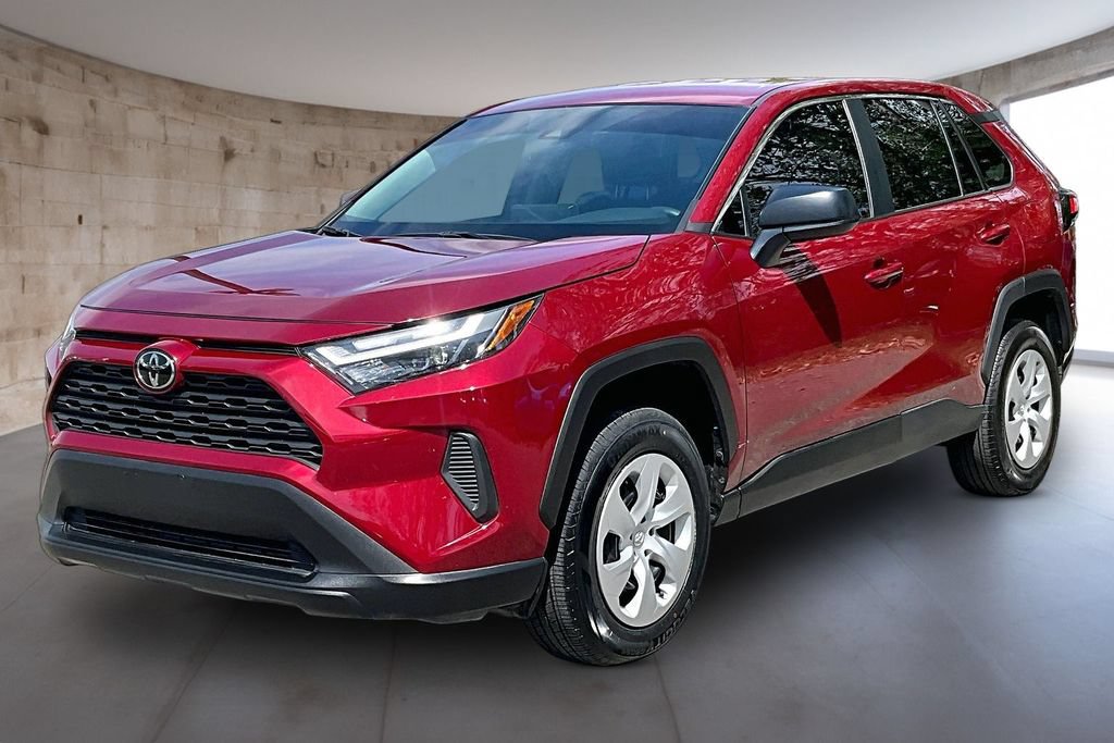 Used 2024 Toyota RAV4 LE AWD/4WD image 13