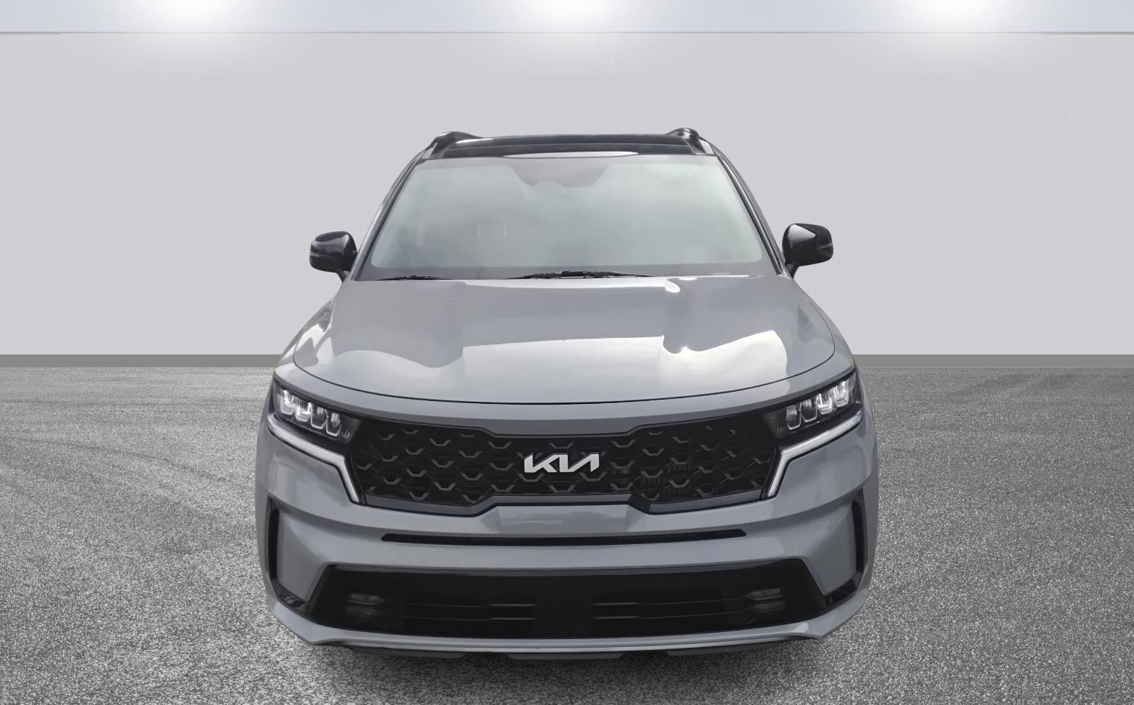Used 2022 Kia Sorento EX w/ Panoramic Sunroof Package image 2