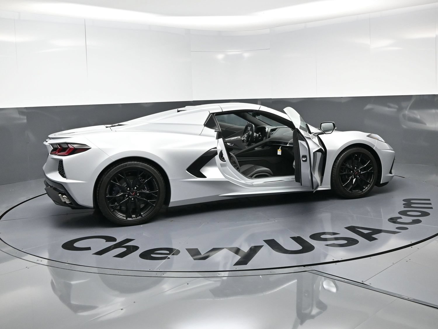 Used 2026 Chevrolet Corvette Stingray Convertible w/ Battery Protection Package RWD image 23