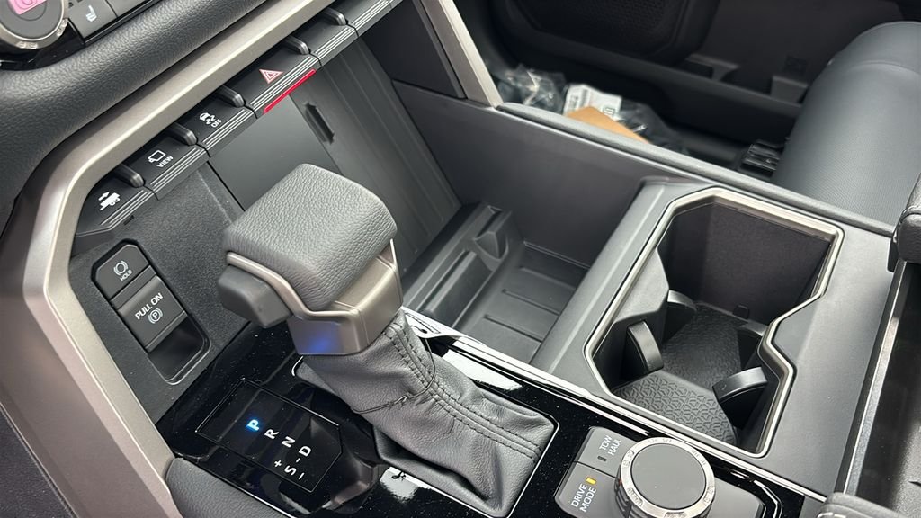 New 2026 Toyota Tundra Limited AWD/4WD image 25