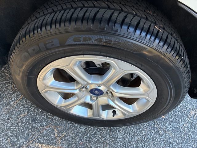 Used 2021 Ford EcoSport SE w/ SE Convenience Package image 12