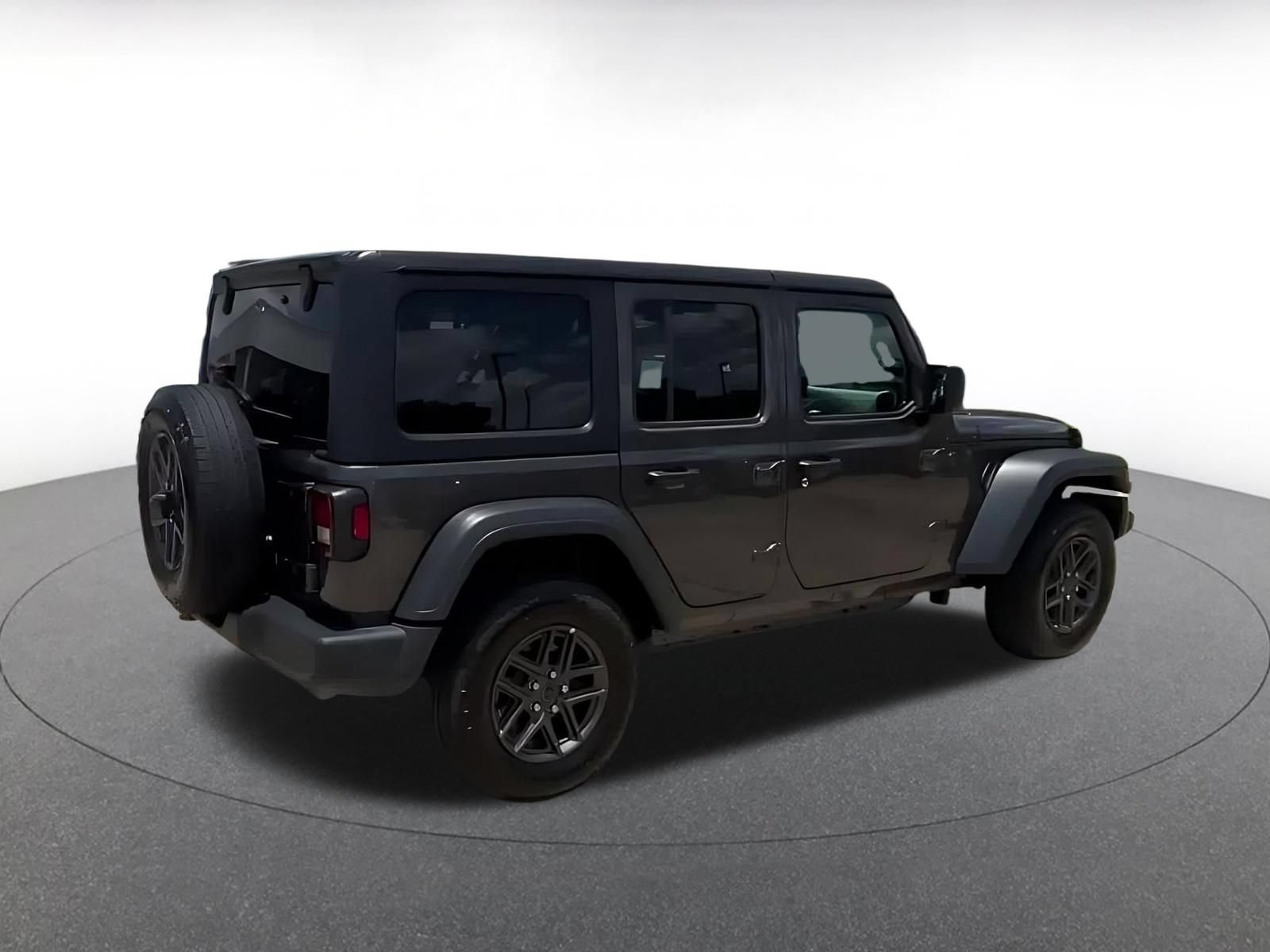 Used 2025 Jeep Wrangler Unlimited Sport AWD/4WD image 14