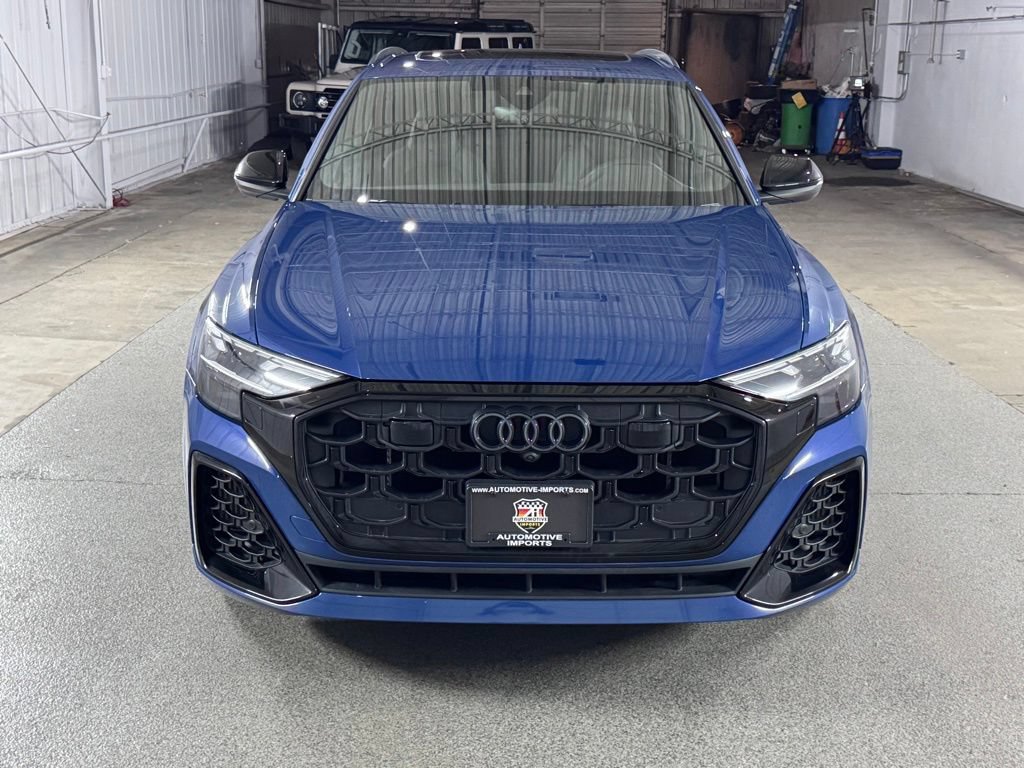 Used 2024 Audi SQ8 Premium Plus AWD/4WD image 3