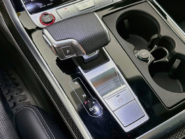 Used 2023 Audi SQ8 Prestige AWD/4WD image 20