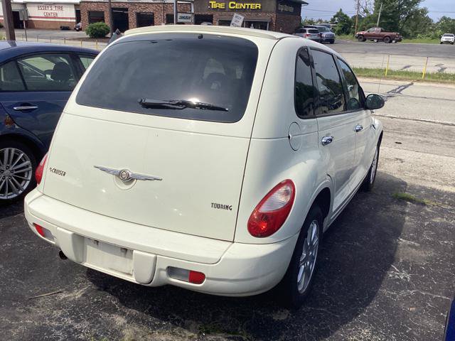 Used 2008 Chrysler PT Cruiser Touring FWD image 7