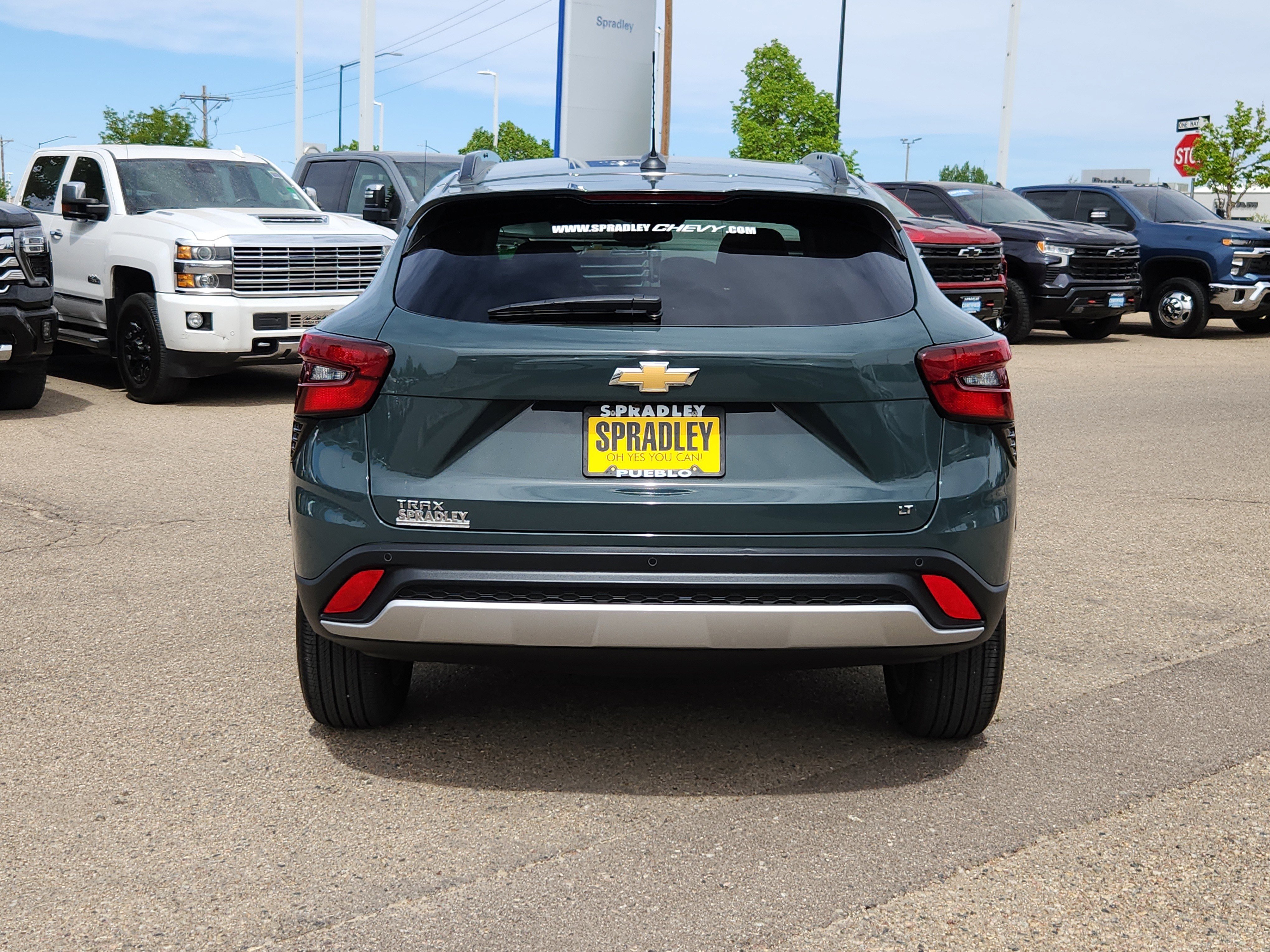 Certified 2025 Chevrolet Trax LT w/ Driver Confidence Package FWD image 12
