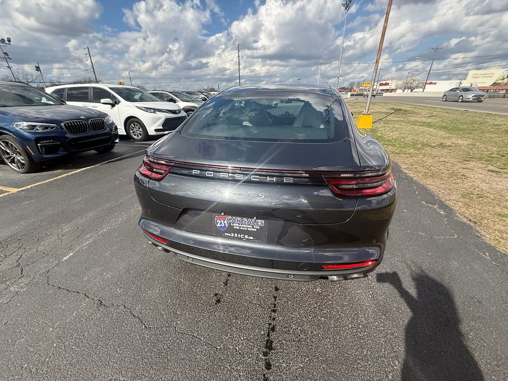 Used 2018 Porsche Panamera 4S image 4