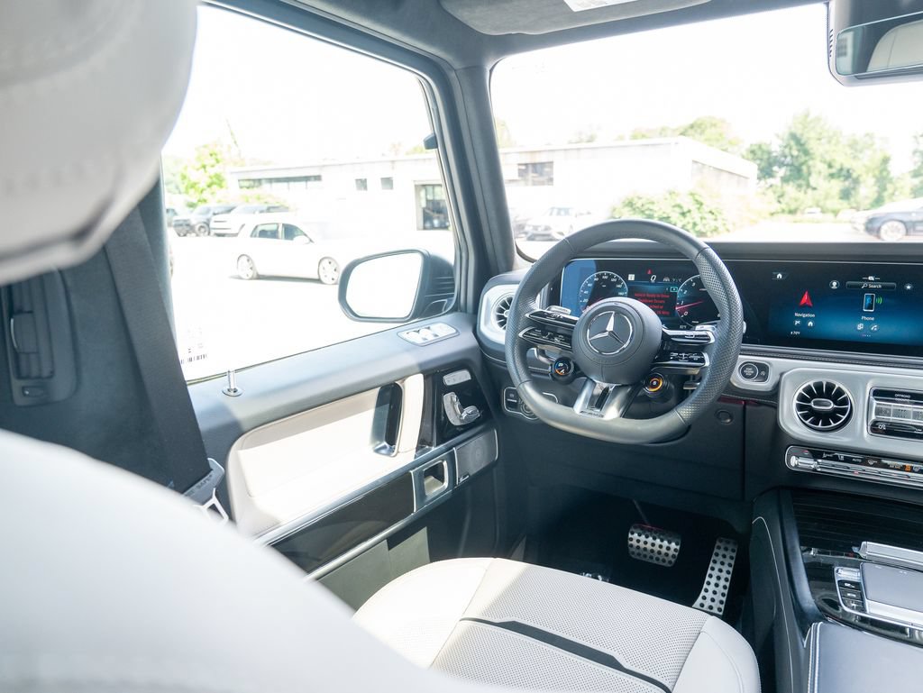 Used 2025 Mercedes-Benz G 63 AMG 4MATIC image 21