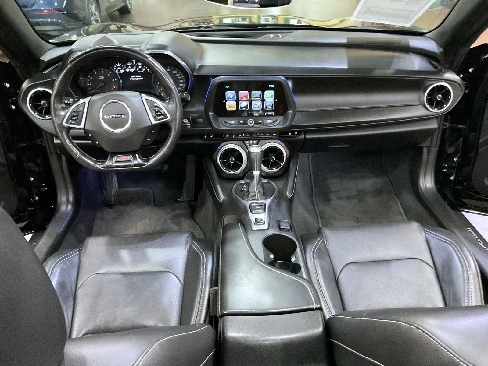 Used 2018 Chevrolet Camaro SS image 12