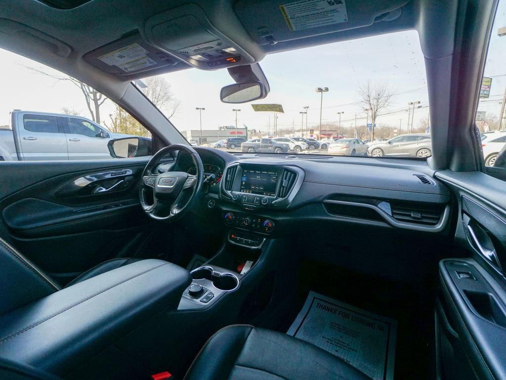 Used 2022 GMC Terrain AT4 w/ Infotainment Package II image 16