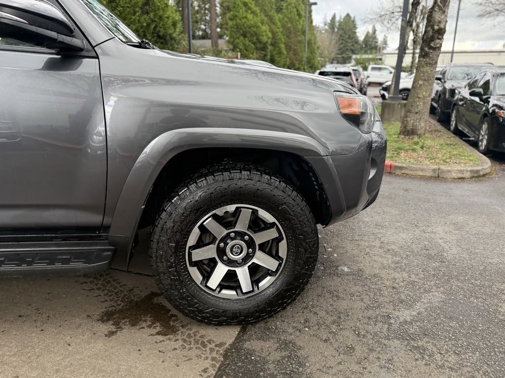 Used 2022 Toyota 4Runner TRD Off-Road Premium image 18