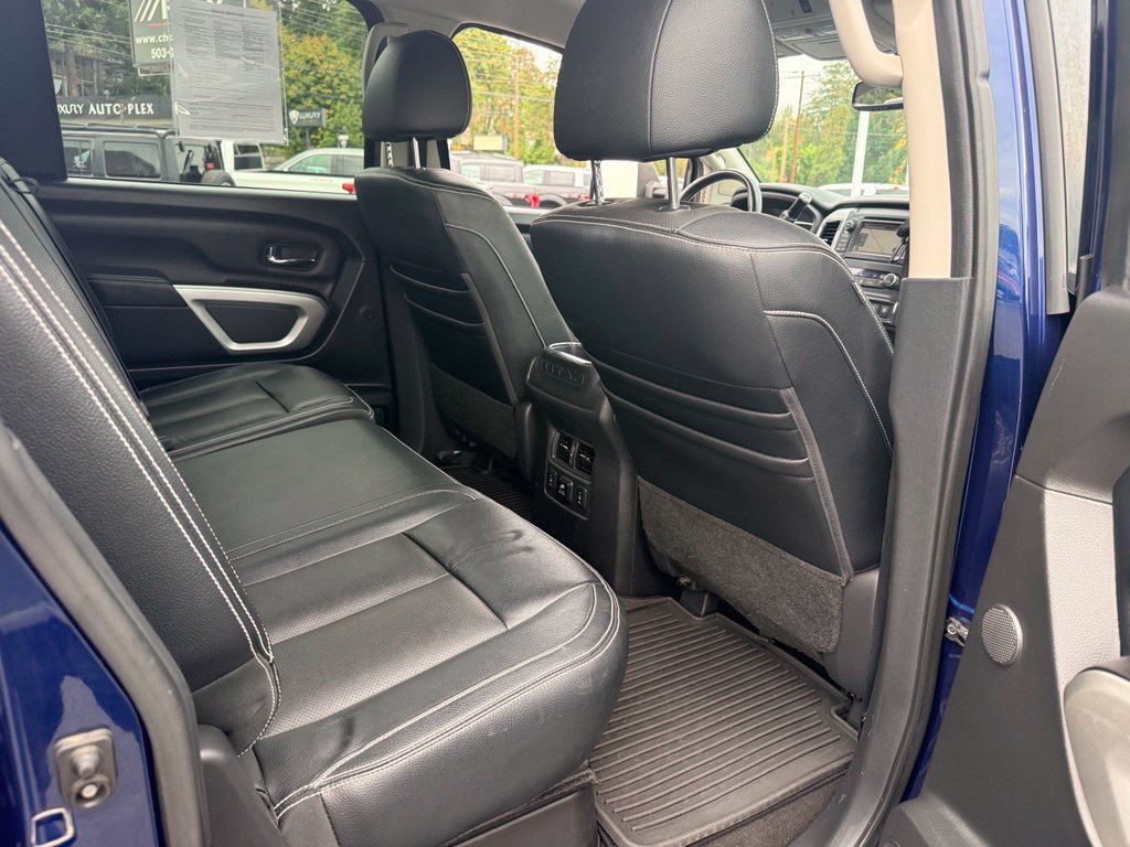 Used 2018 Nissan Titan PRO-4X AWD/4WD image 38