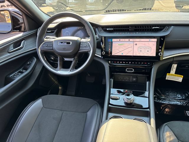 New 2026 Jeep Grand Cherokee Altitude AWD/4WD image 10