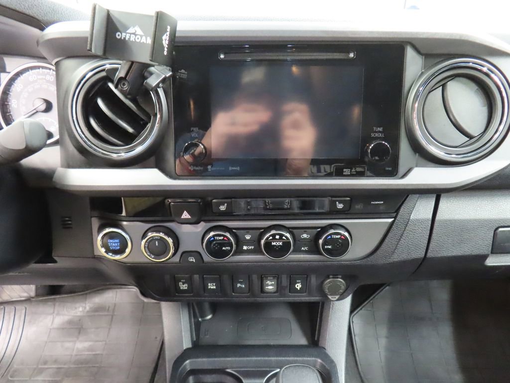 Used 2017 Toyota Tacoma TRD Pro image 12